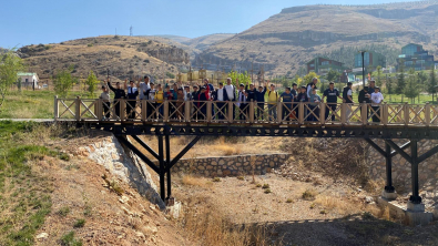 Boğaziçi Eğitim Derneği Ortaokul Birimi Öğrencilerinden Beydağı’nda Doğa Yürüyüşü