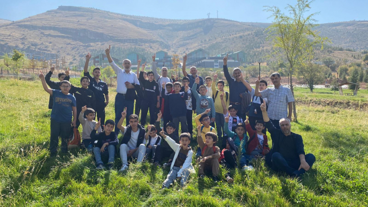 Boğaziçi Eğitim Derneği Ortaokul Birimi Öğrencilerinden Beydağı’nda Doğa Yürüyüşü