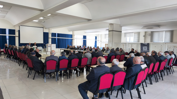 Boğaziçi Eğitim Derneği’nde Filistinli Yazar Vaddah Khanfar Konferansı