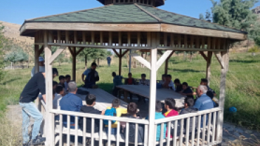 Boğaziçi Eğitim Derneği Ortaokul Birimi Öğrencilerinden Beydağı’nda Doğa Yürüyüşü