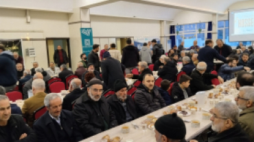 28 Şubat Cumartesi akşamı, esnaf abilerimizle ve kardeşlerimizle çok kıymetli bir sofrada buluştuk.