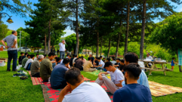 BOĞAZİÇİ EĞİTİM DERNEĞİ ORTAÖĞRETİM KOMİSYONU’NDAN YKS ÖĞRENCİLERİNE ANLAMLI PROGRAM